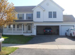 1042 Mallard Ln, Genoa City, WI 53128