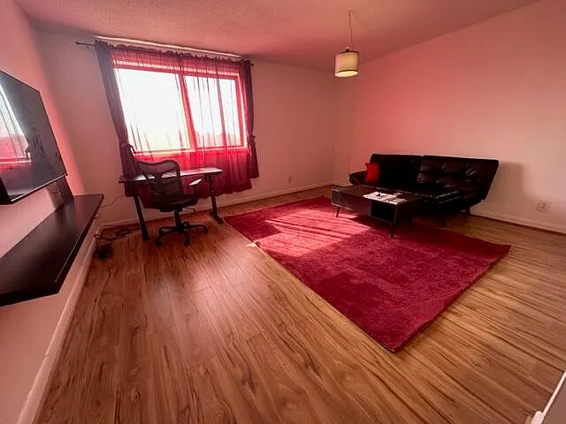 Building Photo - 342 Waller Ave #5J