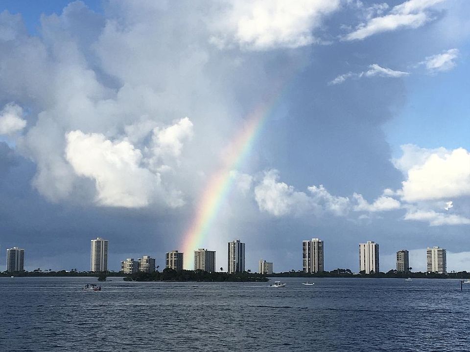 Wake up to this stunning view!