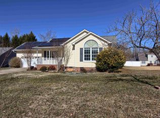 312 Fairwood Dr, Greenville, SC 29617