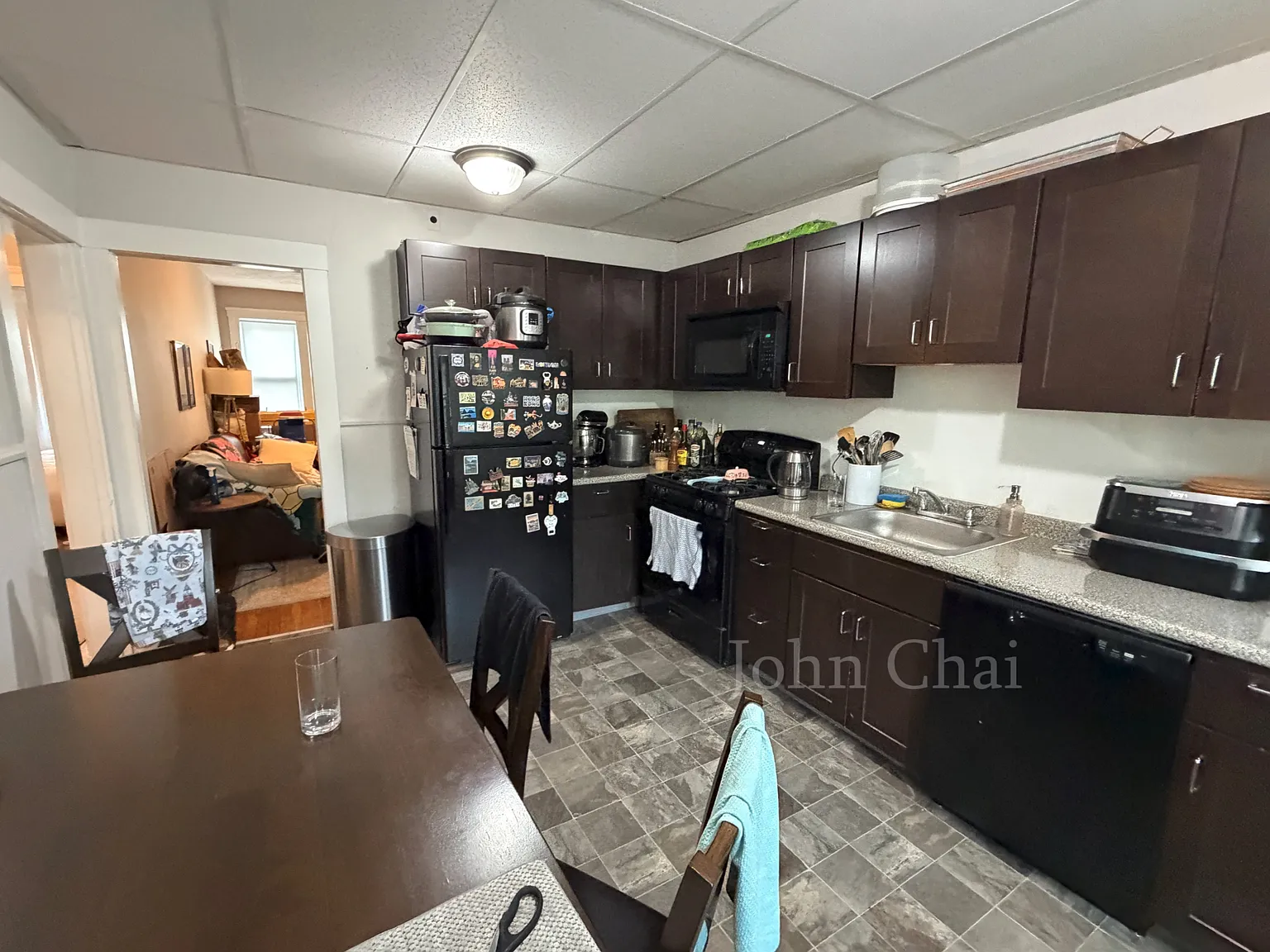 2 bed, 900 sqft, $2,452 — Photo 4