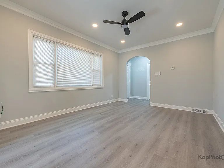 6259 W Peterson Ave #1R-1R-1 — Photo 13
