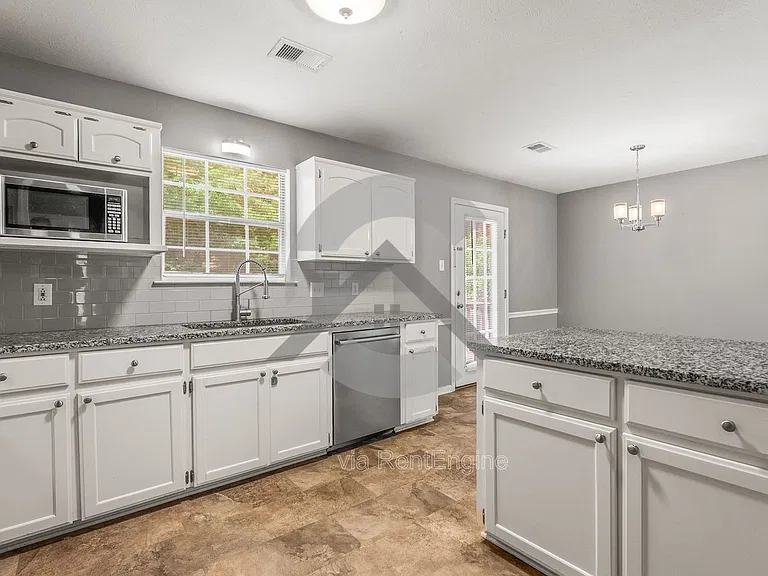 2595 Jayme Cir — Photo 8