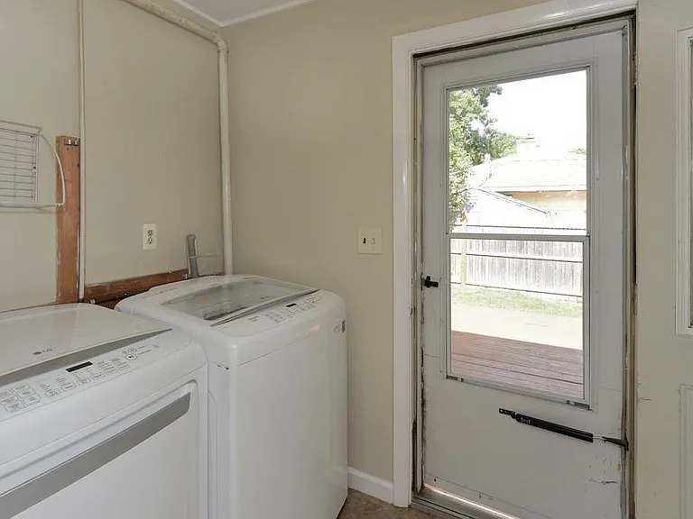 12 Fairfield Rd — Photo 11