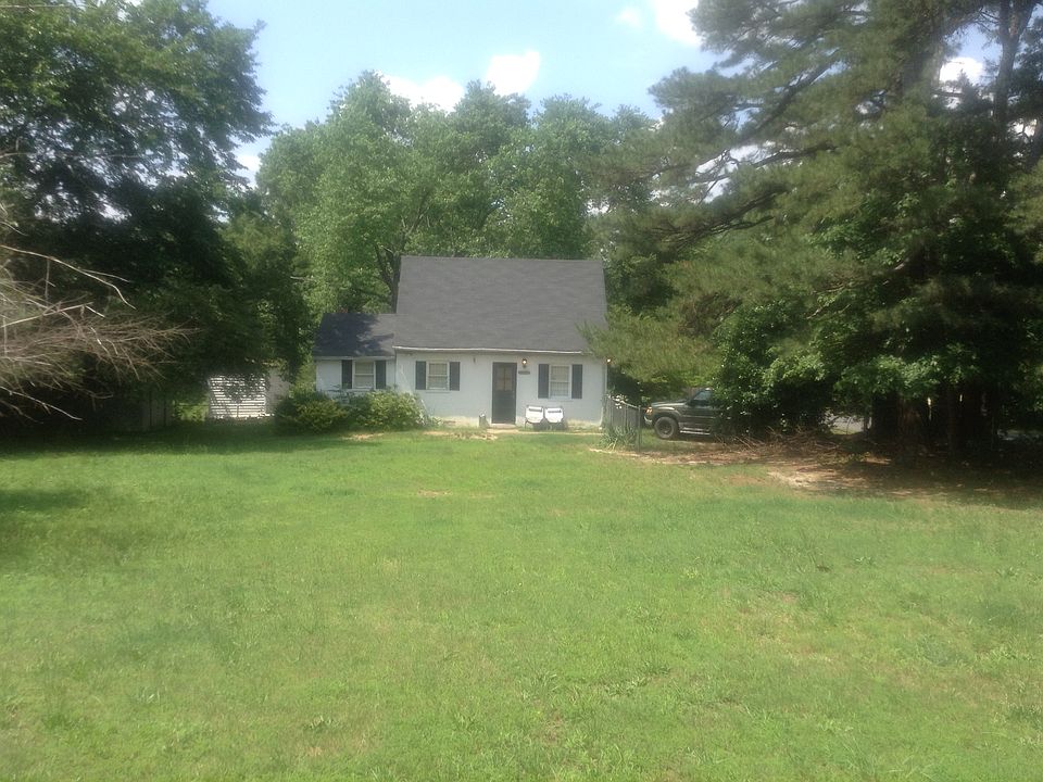 1st image of 2800 Dellrose Ave