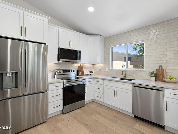 4th image of 4305 E covina Street