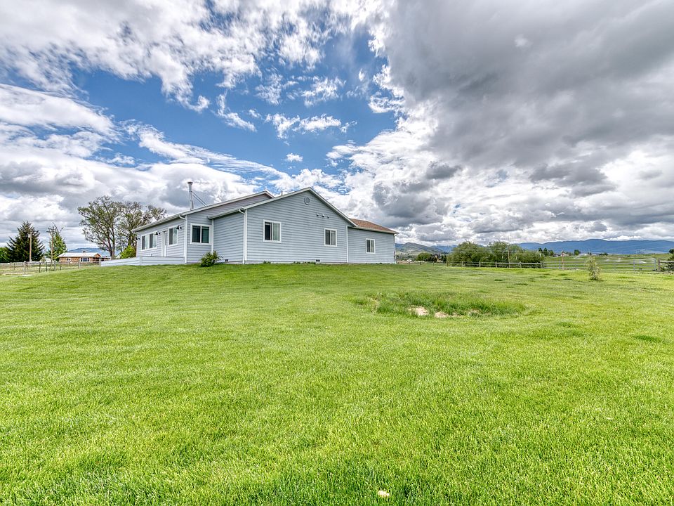 1st image of 693 Hope Dr