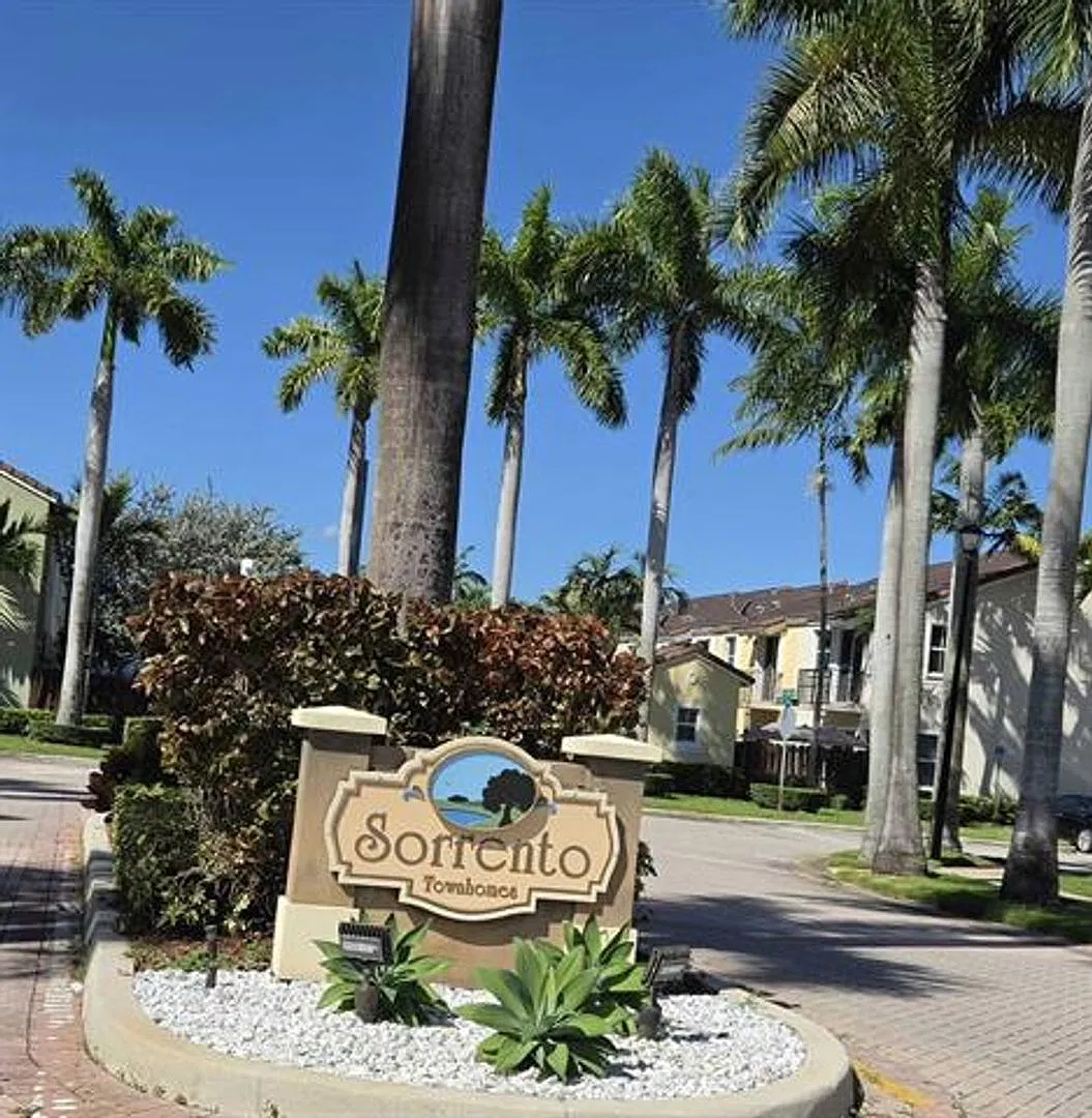 14965 SW 41st Ln th 14965, Miami, FL 33185 — Photo 2