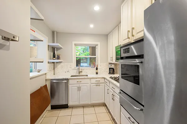 Rented by Nest Seekers International | media 43