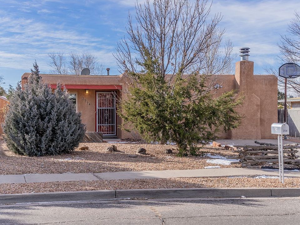 1st image of 2514 Camino San Patricio