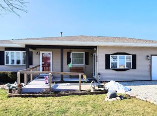 1712 Us Highway 67, Preemption, IL 61276