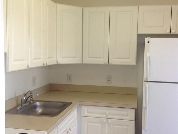 5th image of 2151 NE 1st Ct APT 104
