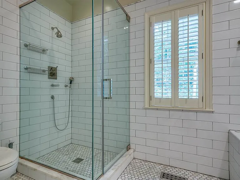 5711 Shady Grove Rd — Photo 17