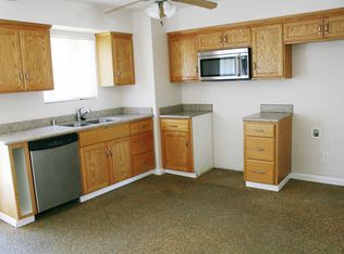 4136 N Thesta St APT 5, Fresno, CA 93726