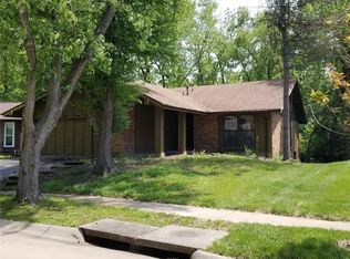2125 Cherrycove Ct, Maryland Heights, MO