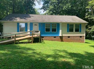 40 W Perry Rd, Siler City, NC 27344