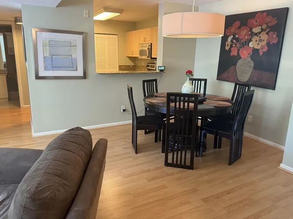 619 E Sheridan Street #203, Dania Beach, FL 33004