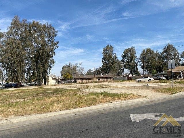 2nd image of 901 Dr Martin Luther King Jr Blvd