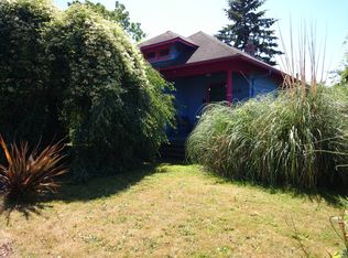915 NW 61st St, Seattle, WA 98107
