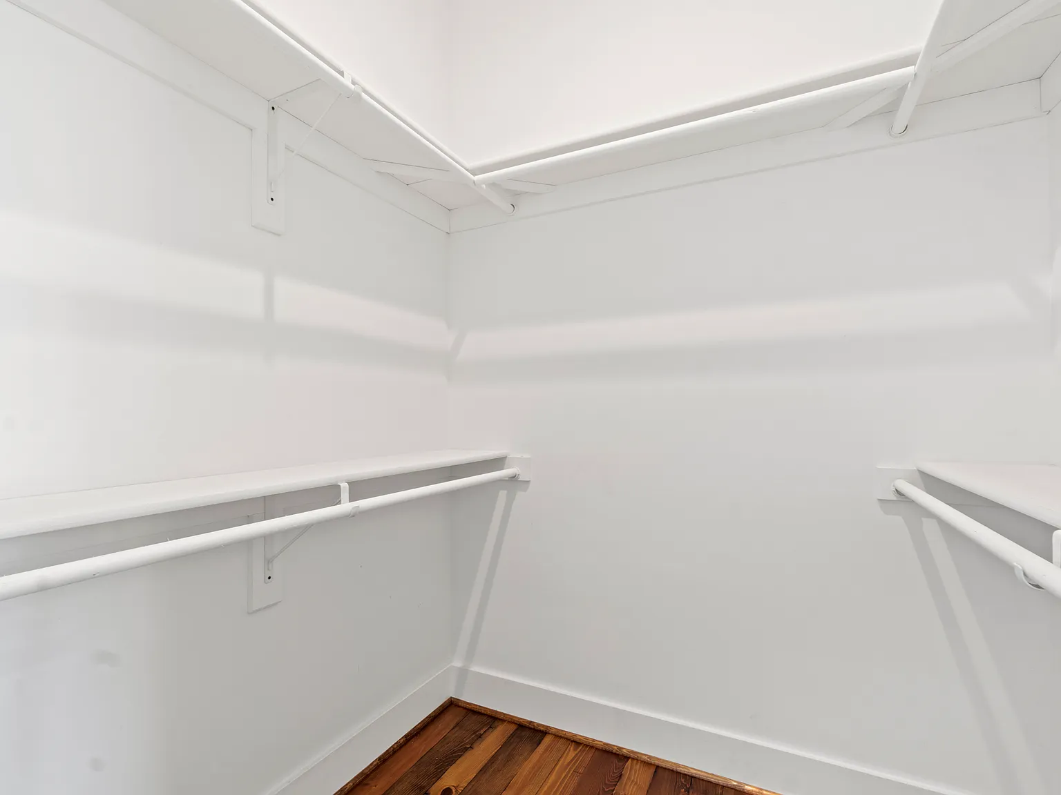 2 bed, 1400 sqft, $3,500 — Photo 3