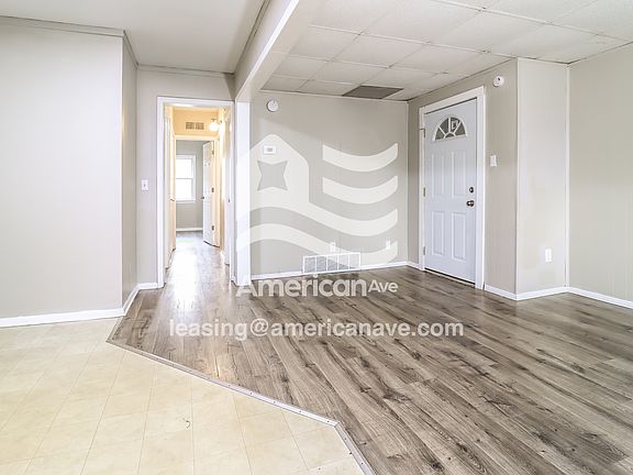 2-Living Room