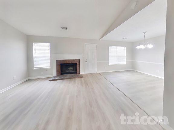 3rd image of 10635 Pine Forest Ln