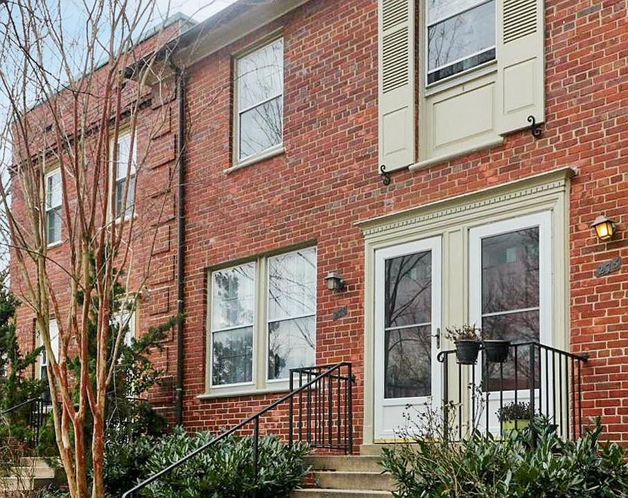 1st image of 1030 S Barton St Unit 276