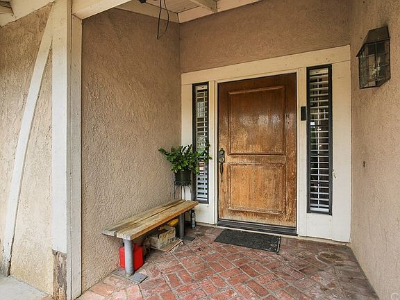 4th image of 2077 Lake Canyon Dr