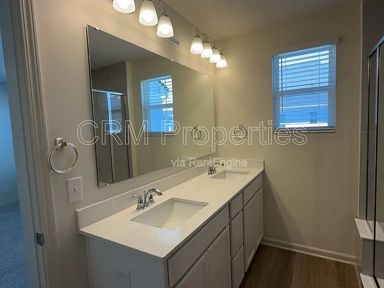 7264 Selah Ln — Photo 12