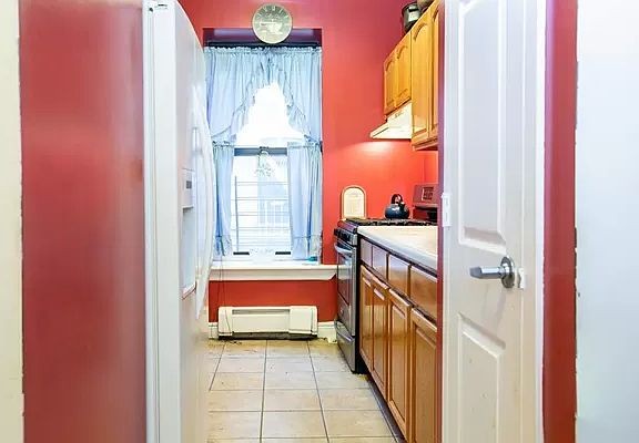 3rd image of 45 Central Park N #2A
