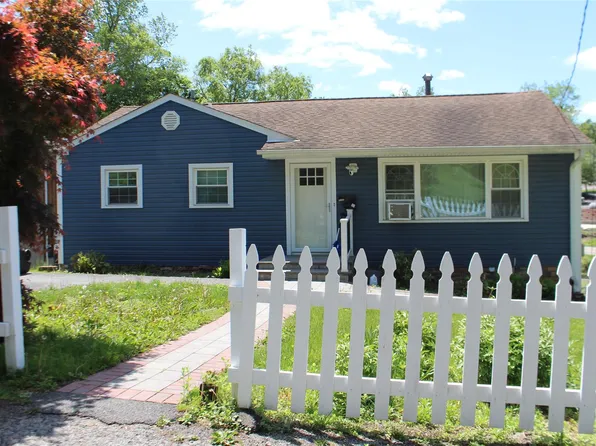 1111 Frost Lane, Peekskill, NY 10566