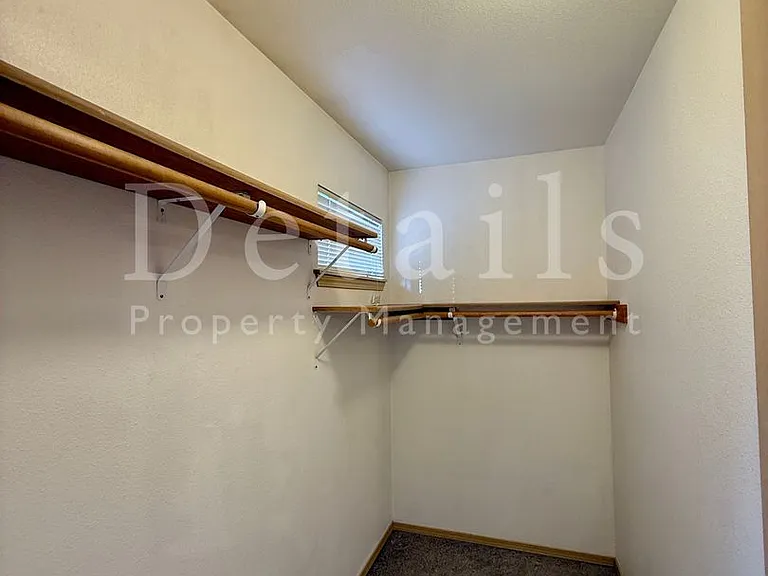 5210-5212 W Francis St — Photo 6
