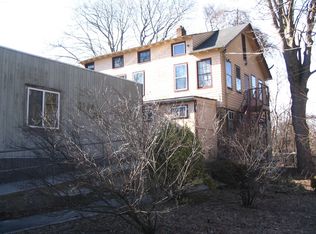 358 Mill Rd, Medford, NY 11763