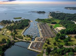 637 Cove Rd UNIT A14, Stamford, CT 06902