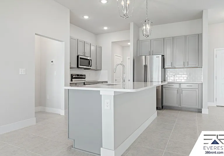 67 Brewster Ln — Photo 12
