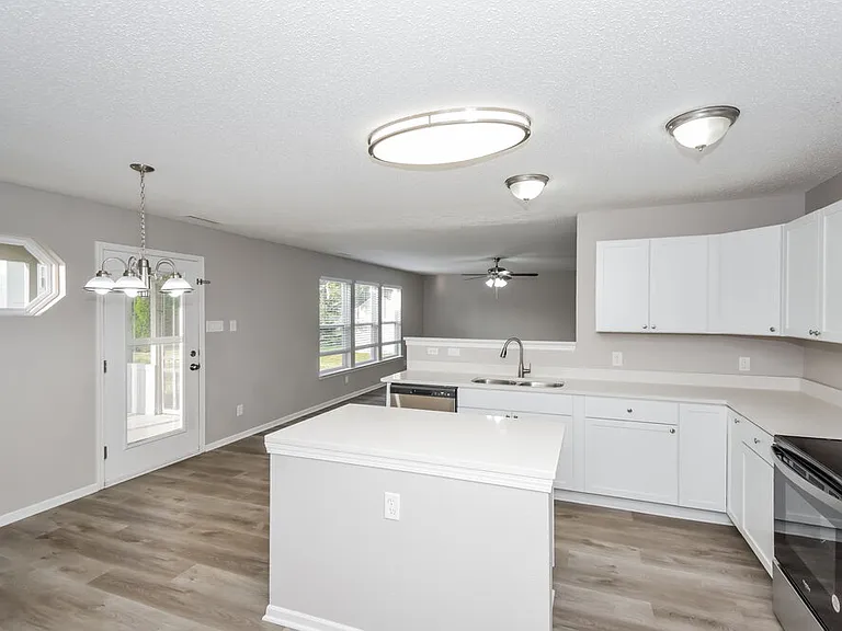 12432 Bearsdale Dr — Photo 8