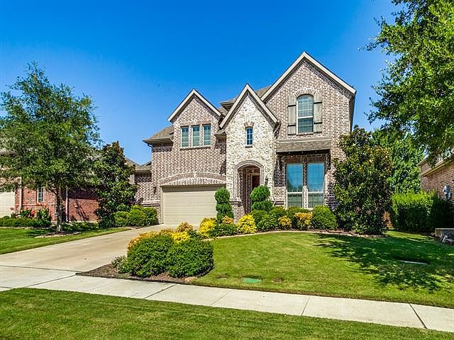 1st image of 2820 Torreya Dr