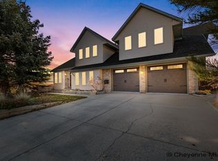 7308 Hawthorne Dr, Cheyenne, WY 82009