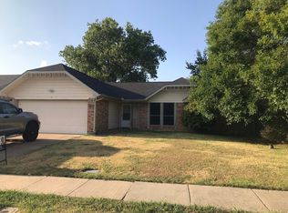 1219 Lakeshore Dr, Irving, TX 75060
