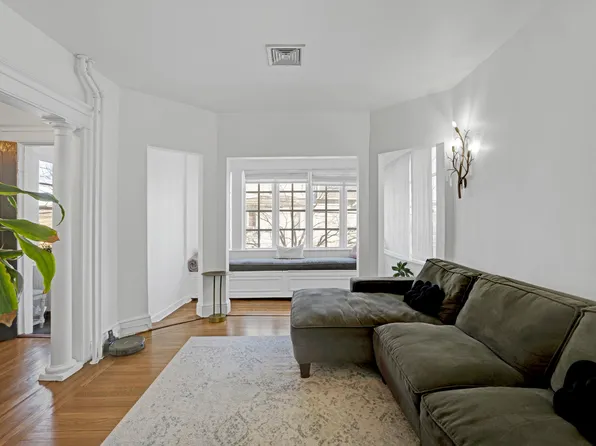 532 Undercliff Avenue image 3 of 50