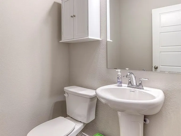 6025 Pitcher Way — Photo 14