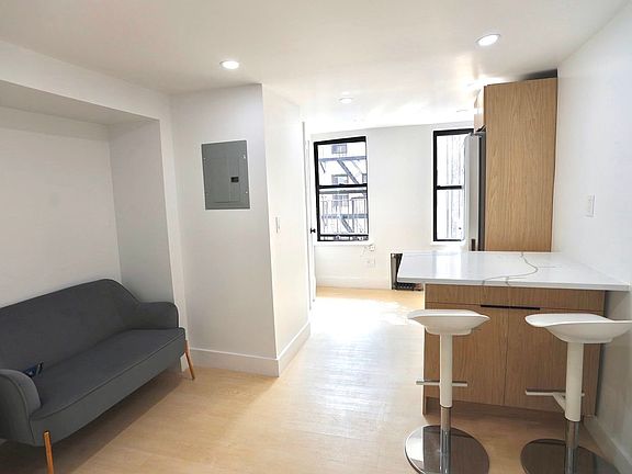 5th image of 153 Avenue A #40