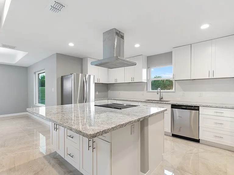 4 Augusta Dr — Photo 9
