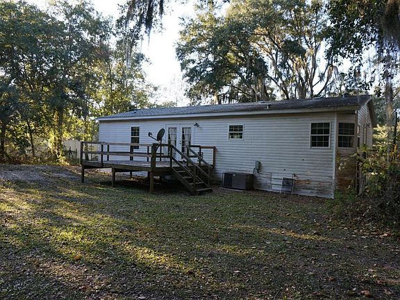 02) Back Deck