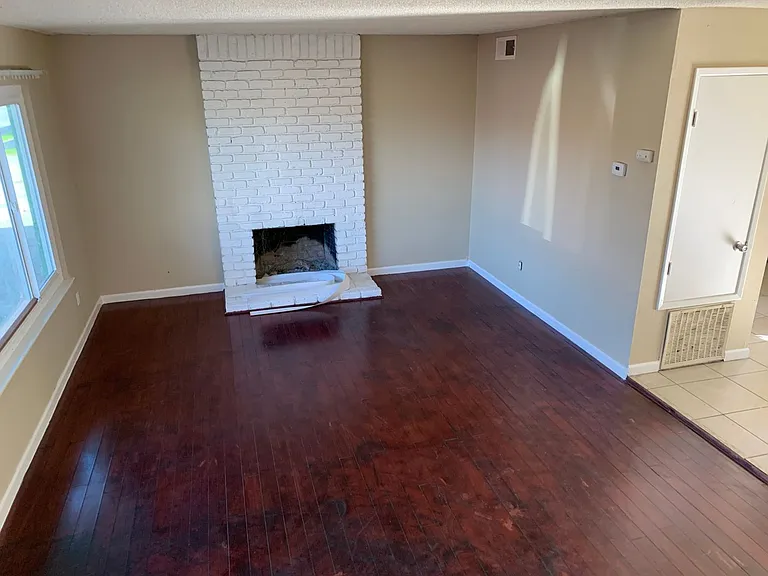 742 Ponce De Leon Ave — Photo 10