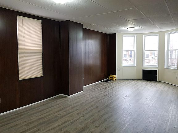 4th image of 1508 Kerrigan Ave #1