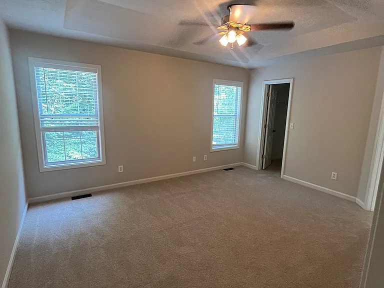 4695 Eucalyptus Way — Photo 8