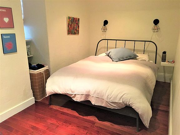 5th image of 1384 McAllister Street # Top Floor