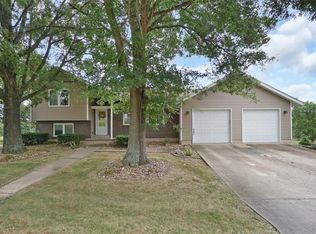 1568 Olive Rd, New Haven, MO 63068