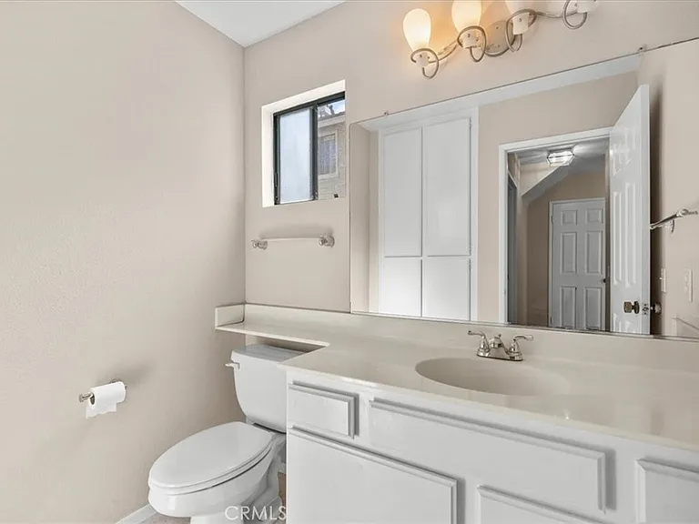 2621 Plaza Del Amo #504 — Photo 9